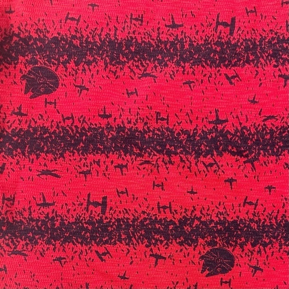 Gap Star Wars waffle weave shirt tee Millennium Falcon red blue long sleeves L - Picture 10 of 10